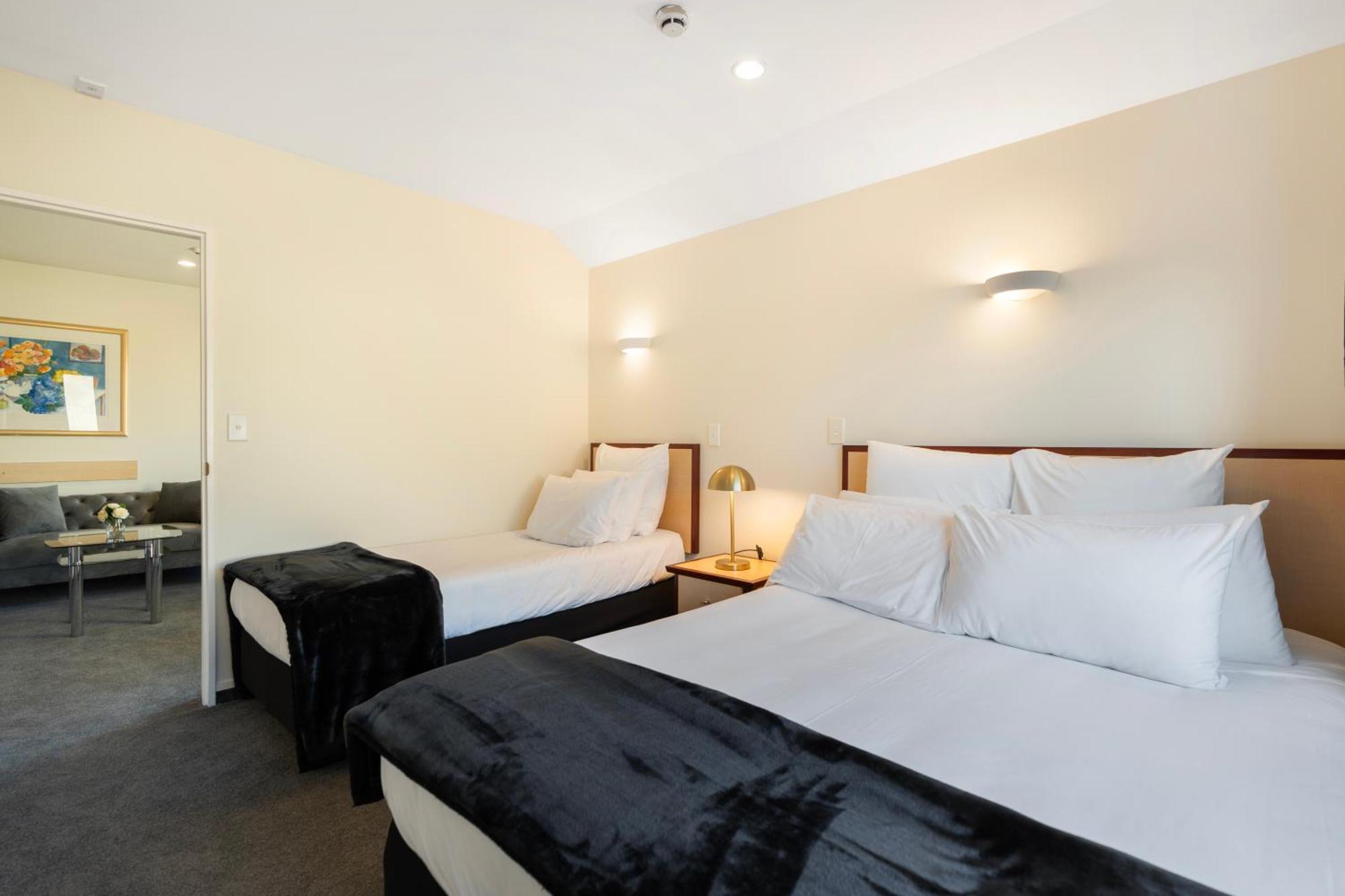 Daffodil Motel Κράισττσερτς Εξωτερικό φωτογραφία